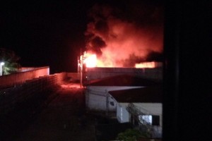 Detentos tentam queimar bloqueadores de celular em Natal | Divulgação/Sindaspen (Sindicato dos Agentes Penitenciários do RN)