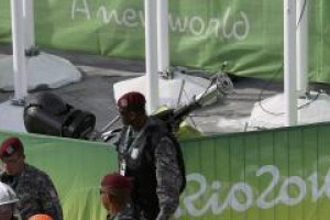 Câmera com mais de 100 kg cai e fere sete pessoas no Parque OlÃmpico | Reuters/Direitos Reservados