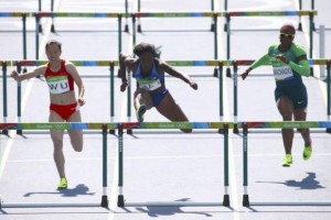 Atletismo: Brasil é eliminado nos 100 metros com barreira feminino |