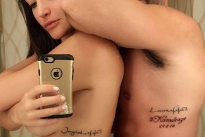 Laura Keller e Jorge Sousa fazem tatuagem de casamento em Vegas | Foto: Reprodução