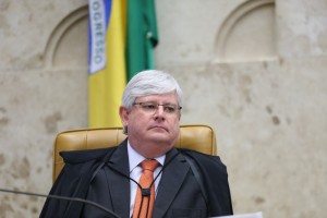 Janot deve enviar 80 pedidos de inquéritos ao STF com base na delação da Odebrecht |