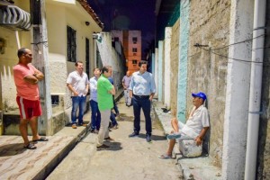 Prefeito Rui Palmeira vistoria ações da Sima na Jatiúca | Secom Maceió