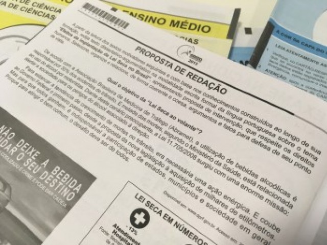 Governo entra com recurso no STF para poder zerar redação que ferir os direitos humanos no
