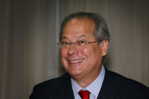 José Dirceu é filmado dançando samba em festa em BrasÃlia | Reprodução