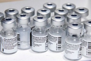 Chega ao Brasil lote com mais de 1,5 milhão de vacinas da Pfizer | Foto: Agência Brasil