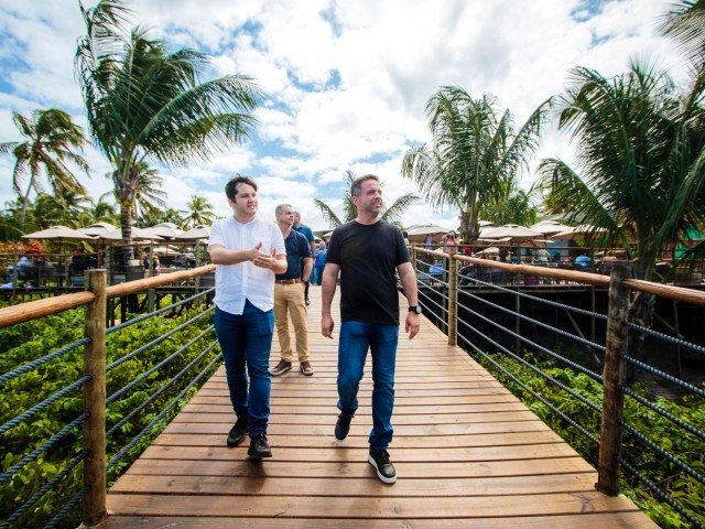 Governador garante investimentos para potencializar o turismo na Barra de Santo Antônio